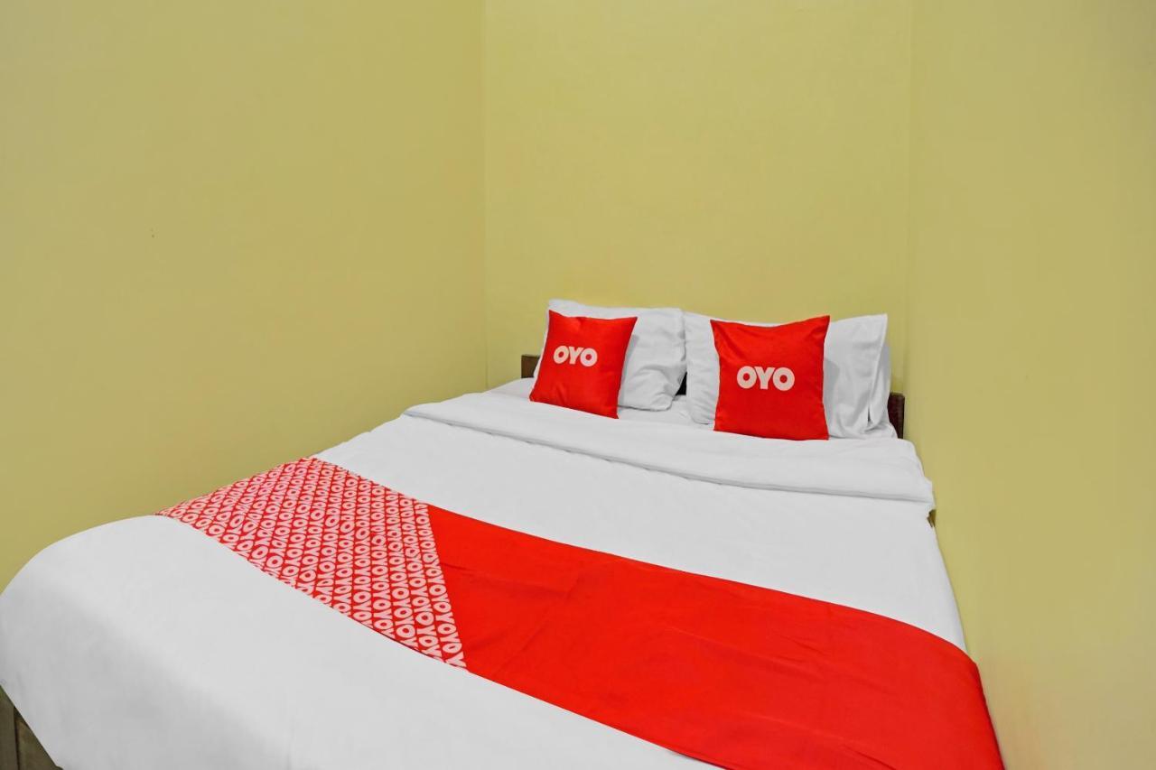 Oyo 3298 Bromo Guest House Family 말랑 외부 사진